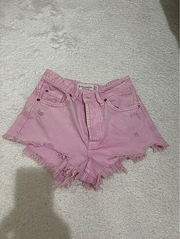 Stradivarius pembe kot şort