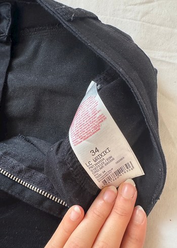 34 Beden siyah Renk Siyah İspanyol Paça Kadın Jean