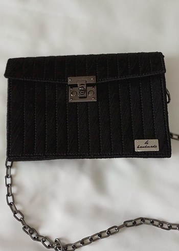 Zincir Detaylı Siyah Yılan Desenli Kadın Çanta - Görsel 4