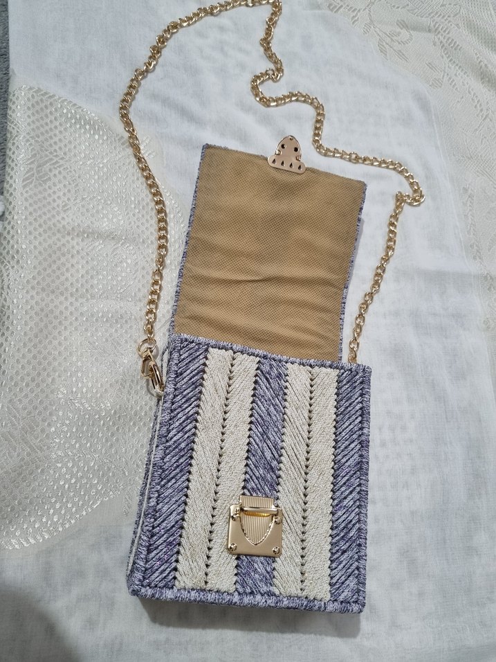 Zincir Detaylı Mavi Nakışlı Bohem Çanta - Görsel 2