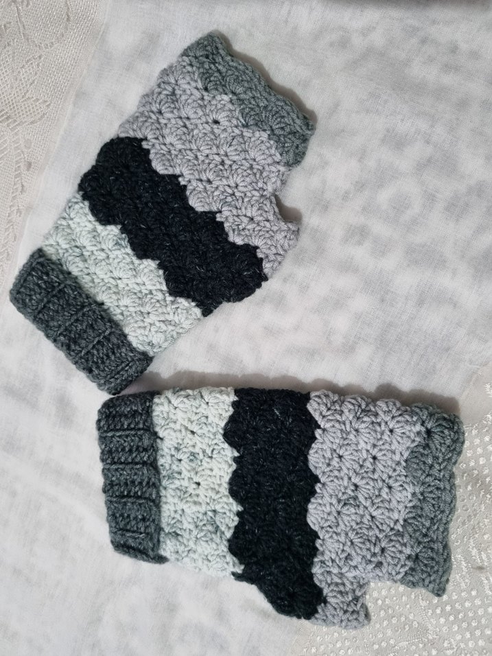 Mavi Örgü Bohem Kadın Eldiveni - Görsel 3