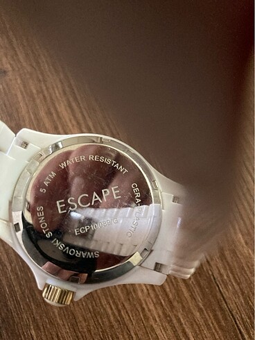  Beden Escape bayan saat swarovski taşlı su geçirmez