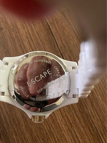  Beden beyaz Renk Escape bayan saat swarovski taşlı su geçirmez