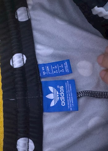 Beyaz Puantiyeli Siyah Dar Kesim Eşofman - Görsel 3