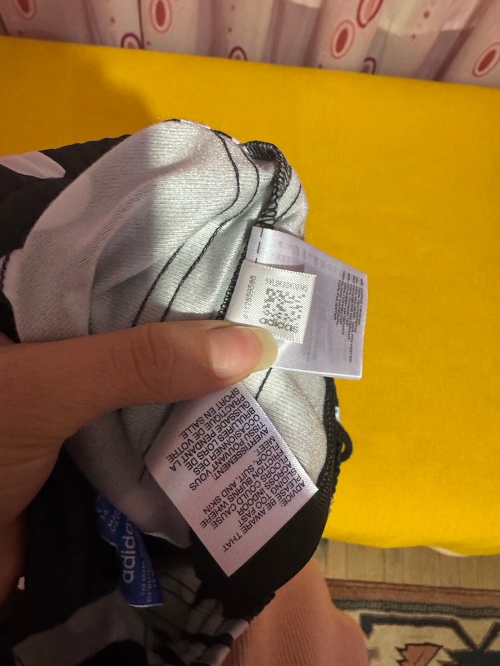 Beyaz Puantiyeli Siyah Dar Kesim Eşofman - Görsel 4