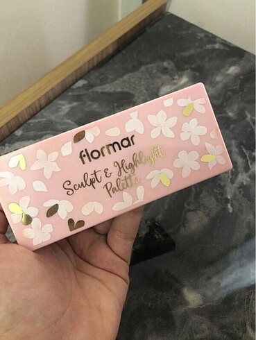 Flormar Highliter bronzer