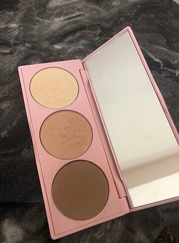  Beden Highliter bronzer