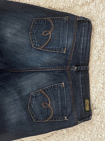 32 Beden Mavi Jeans pantolon