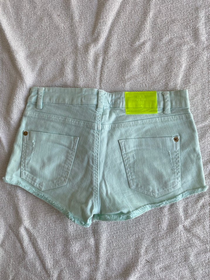 Düğmeli Turkuaz Mini Denim Şort - Görsel 3