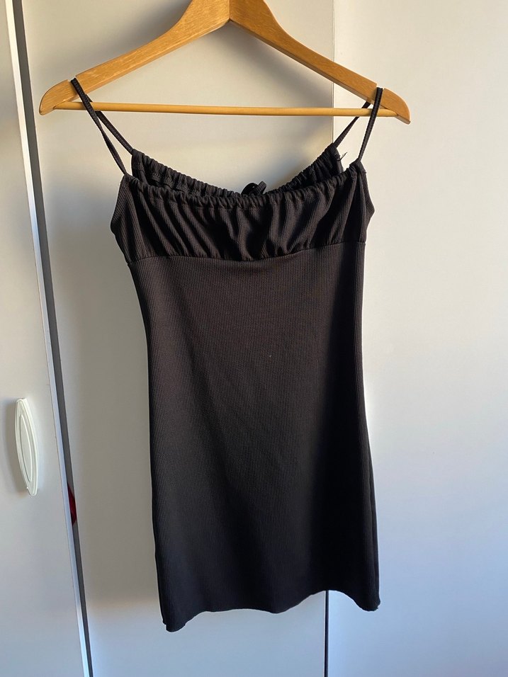 Siyah V Yaka İnce Askılı Mini Elbise - Görsel 2