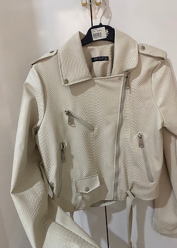 Bej Yılan Derisi Desenli Kemerli Deri Ceket - Görsel 5