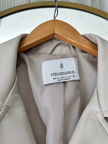 m Beden ten rengi Renk Stradivarius kemerli suni deri biker ceket
