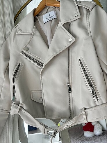 Stradivarius kemerli suni deri biker ceket - Görsel 5