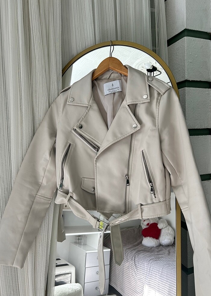 Stradivarius kemerli suni deri biker ceket - Görsel 2