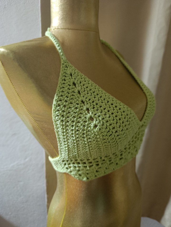 Yeşil V Yakalı Örgü Büstiyer - Görsel 3