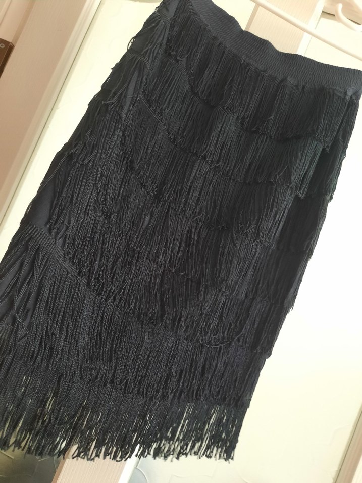 Siyah Püsküllü Kadın Etek - Görsel 3