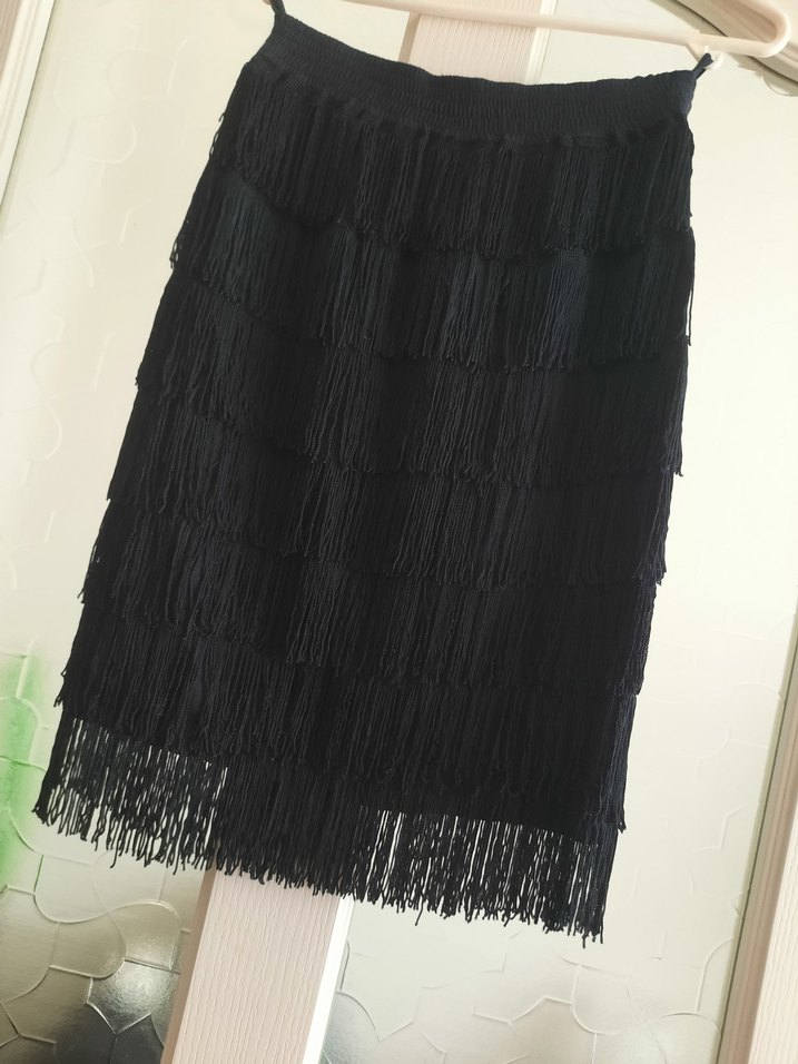Siyah Püsküllü Kadın Etek - Görsel 5