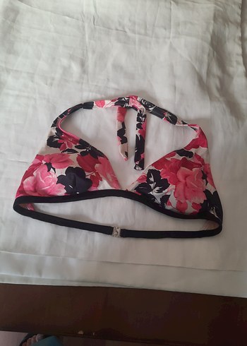 Diğer Pembe Gül Desenli İpli Bikini Üstü