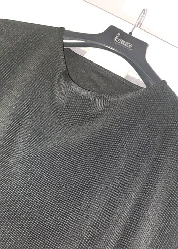 Sıfır Siyah Büyük Beden Piliseli Kolsuz Kadın Bluz - Görsel 8