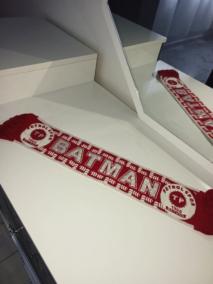 Kırmızı Vintage Batman Erkek Atkı - Görsel 2