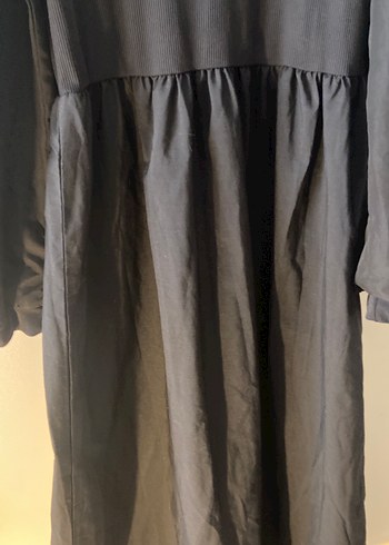 Siyah Dökümlü Uzun Keten Elbise Tesettür kapalı giyim - Görsel 4