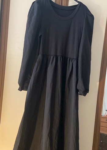 Siyah Dökümlü Uzun Keten Elbise Tesettür kapalı giyim - Görsel 2
