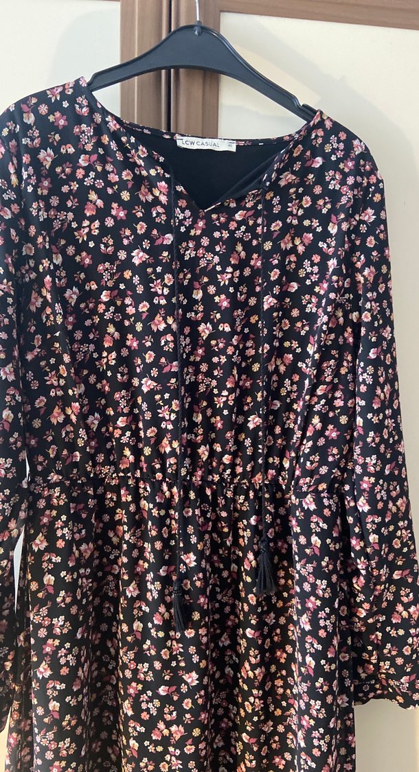 Çiçek Desenli Uzun Bohem Elbise tunik tesettür giyim kapalı - Görsel 3