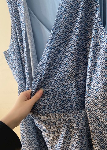 Drapeli V Yakalı Uzun Mavi Kadın Elbise - Görsel 9