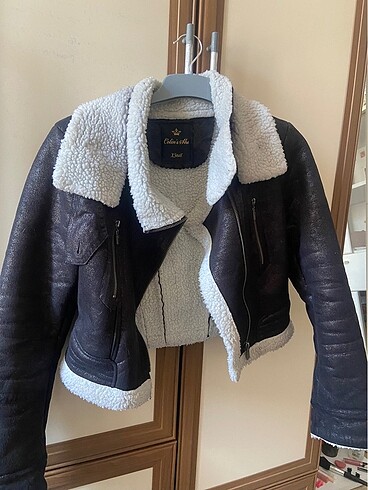 colins crop biker mont