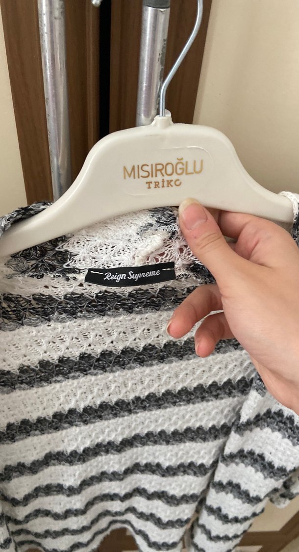 Bohem Gri Beyaz Zebra Desenli Örgü Hırka - Görsel 4