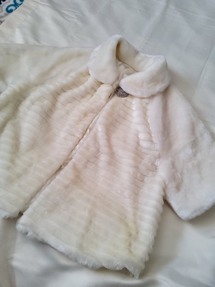 Beyaz Kürk Detaylı Kadın Kürk Ceket YENİ SIFIR - Görsel 3