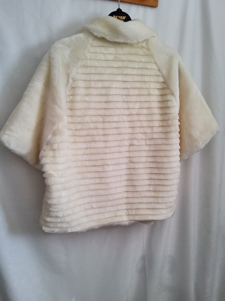 Beyaz Kürk Detaylı Kadın Kürk Ceket YENİ SIFIR - Görsel 2