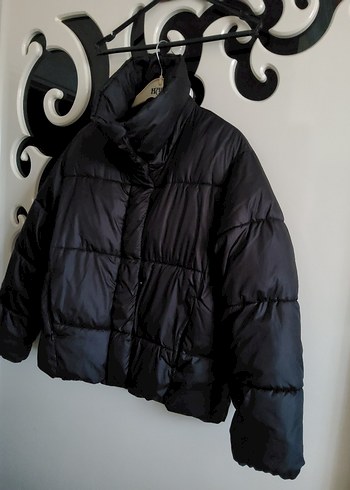 H&M Siyah Yüksek Yakalı Kadın Kışlık Mont XS/S - Görsel 2