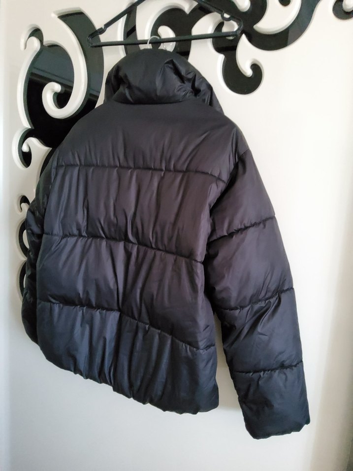 H&M Siyah Yüksek Yakalı Kadın Kışlık Mont XS/S - Görsel 3