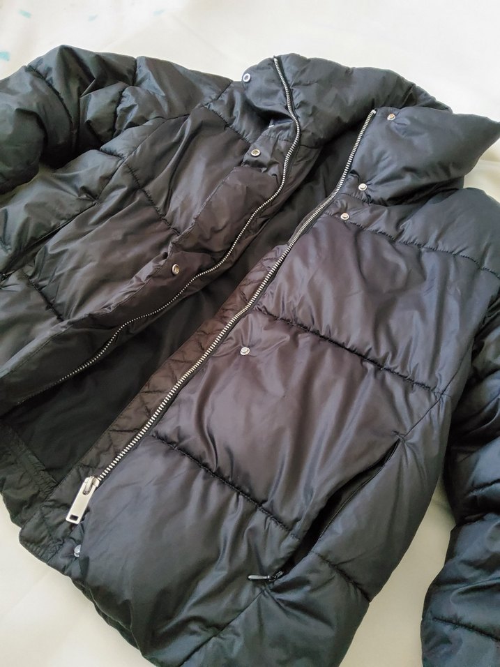 H&M Siyah Yüksek Yakalı Kadın Kışlık Mont XS/S - Görsel 5