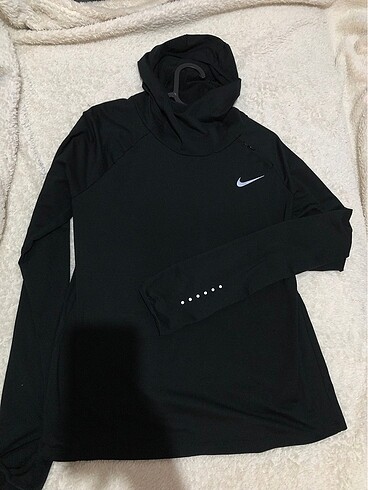 Nike koşu üst