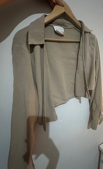 Pull and Bear Crop gömlek ceket