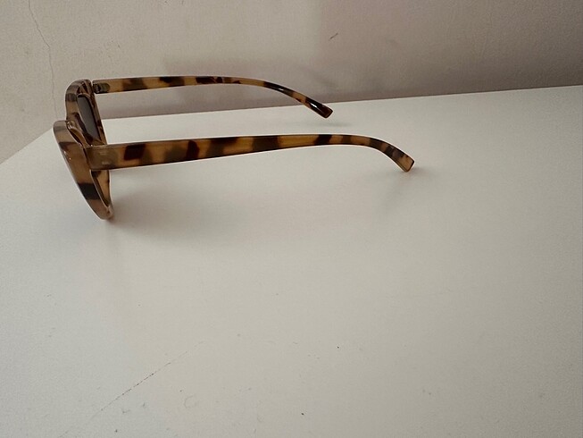 H&M Güneş gözlüğü leoparlı