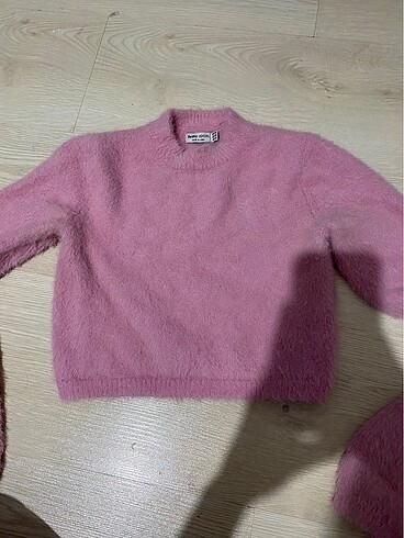 pembe crop tüylü kazak