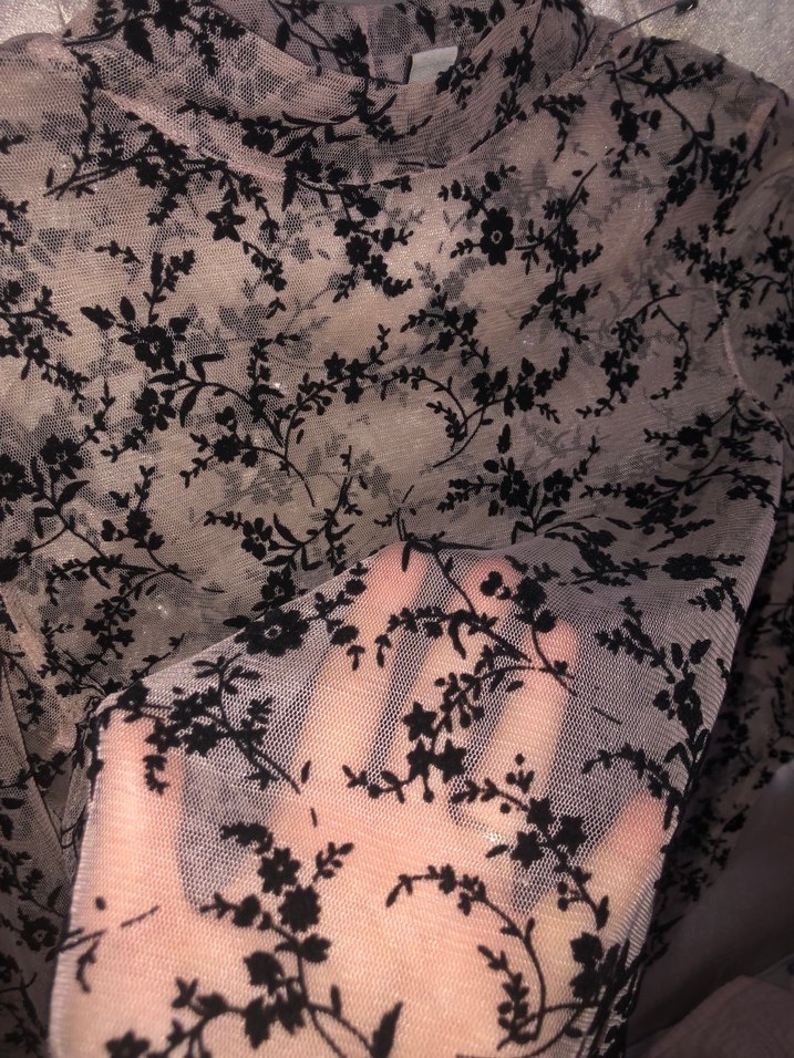 Dantel Detaylı Transparan Tül Bluz - Görsel 4