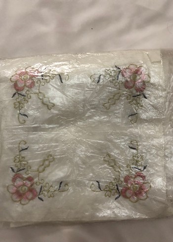 Nakışlı Beyaz Fiskos Raf Örtüsü - Görsel 6