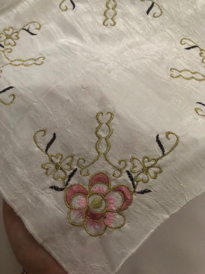 Nakışlı Beyaz Fiskos Raf Örtüsü - Görsel 5