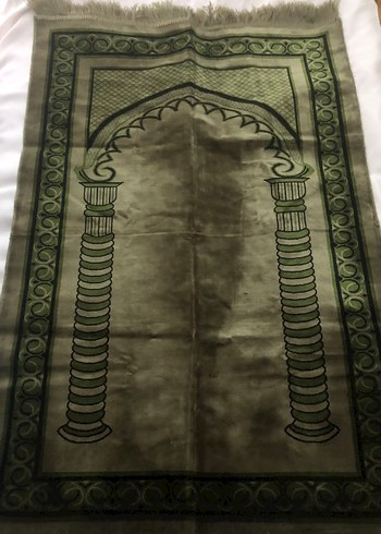 Koyu Haki Halı Seccade - Görsel 2