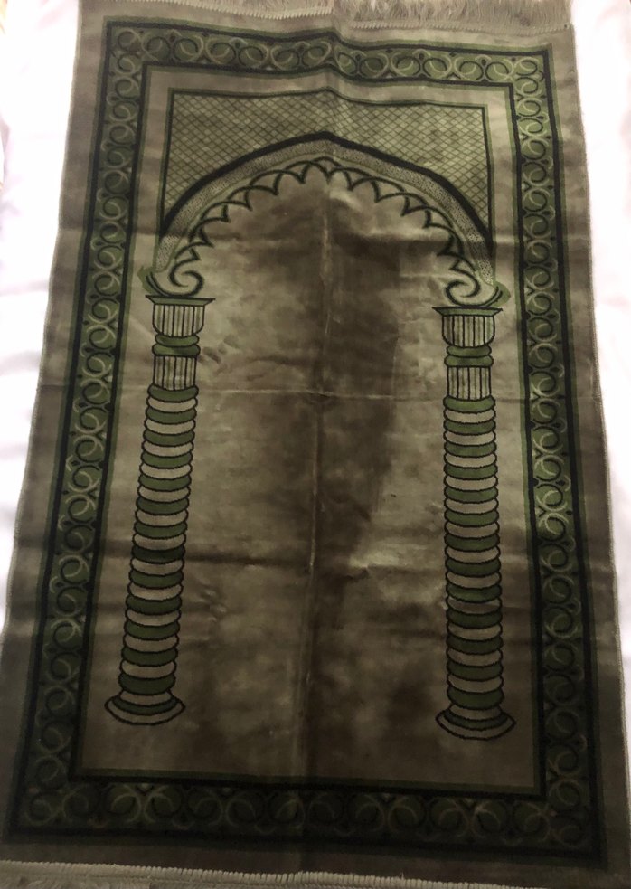 Koyu Haki Halı Seccade - Görsel 5