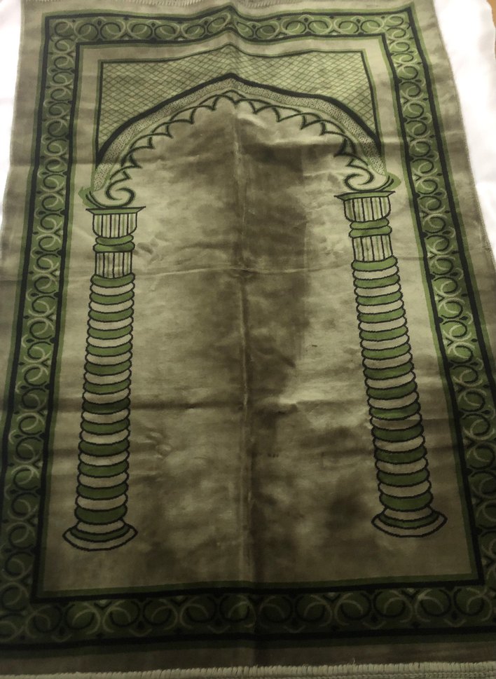 Koyu Haki Halı Seccade - Görsel 3