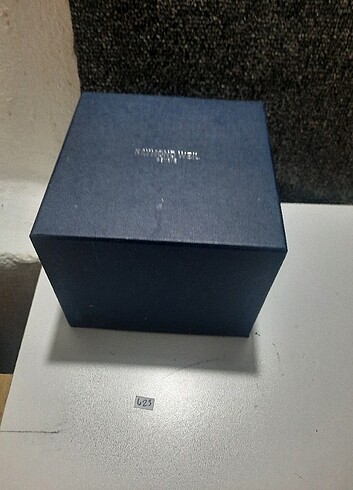 Beden Raymond weil geneve saat kutusu
