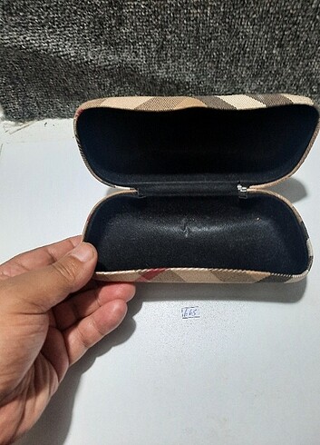 Burberry gözlük kilifi 