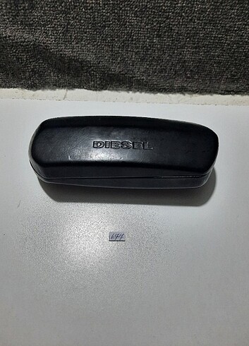 Diesel gözlük kilifi 