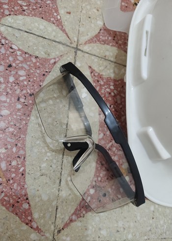 Diger Beyaz Motosiklet Kaskı inşaat kaketi ve gözlük - Görsel 2