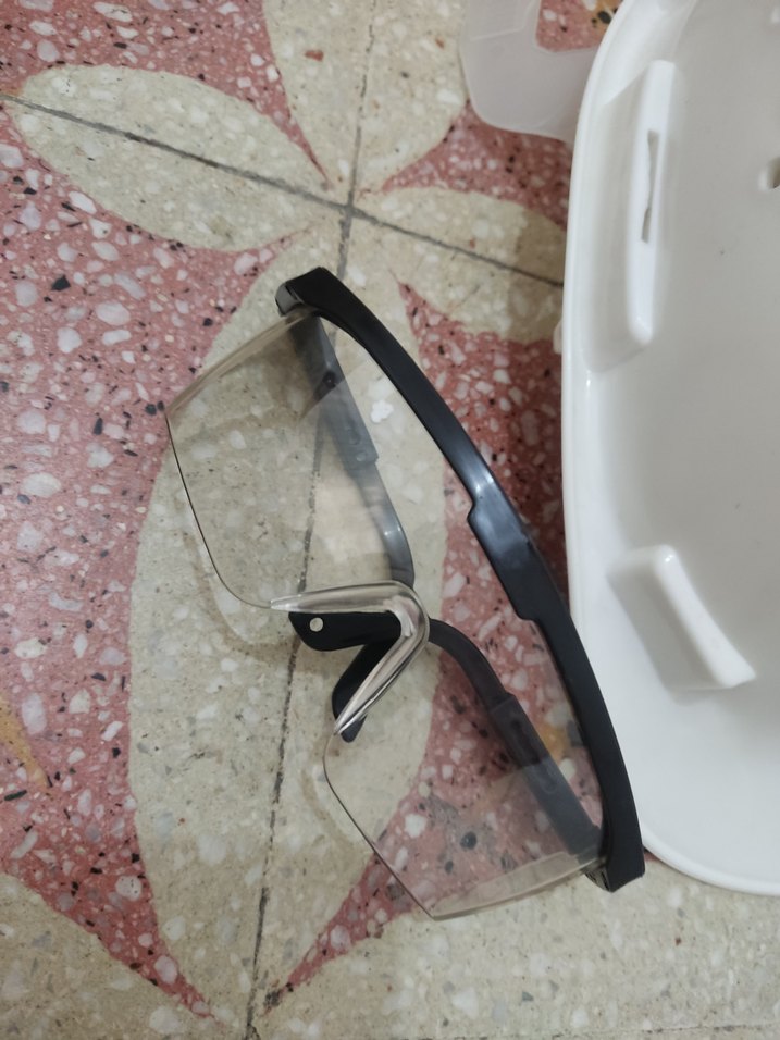 Diger Beyaz Motosiklet Kaskı inşaat kaketi ve gözlük - Görsel 2